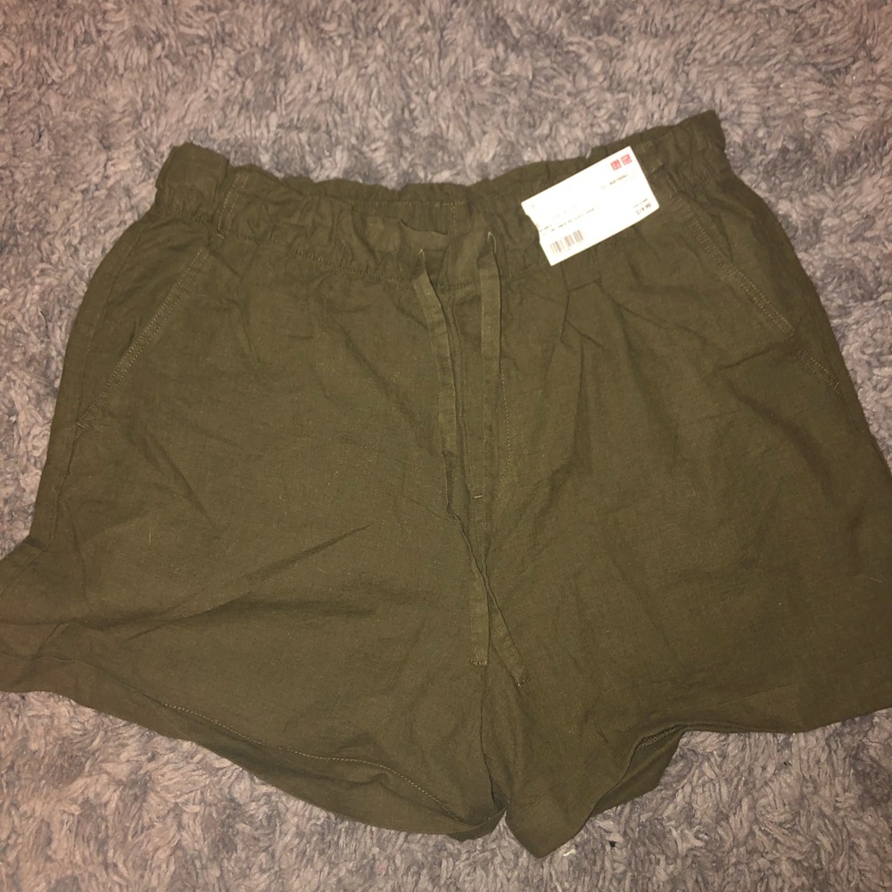 NWT uniqlo green high waisted drawstring shorts